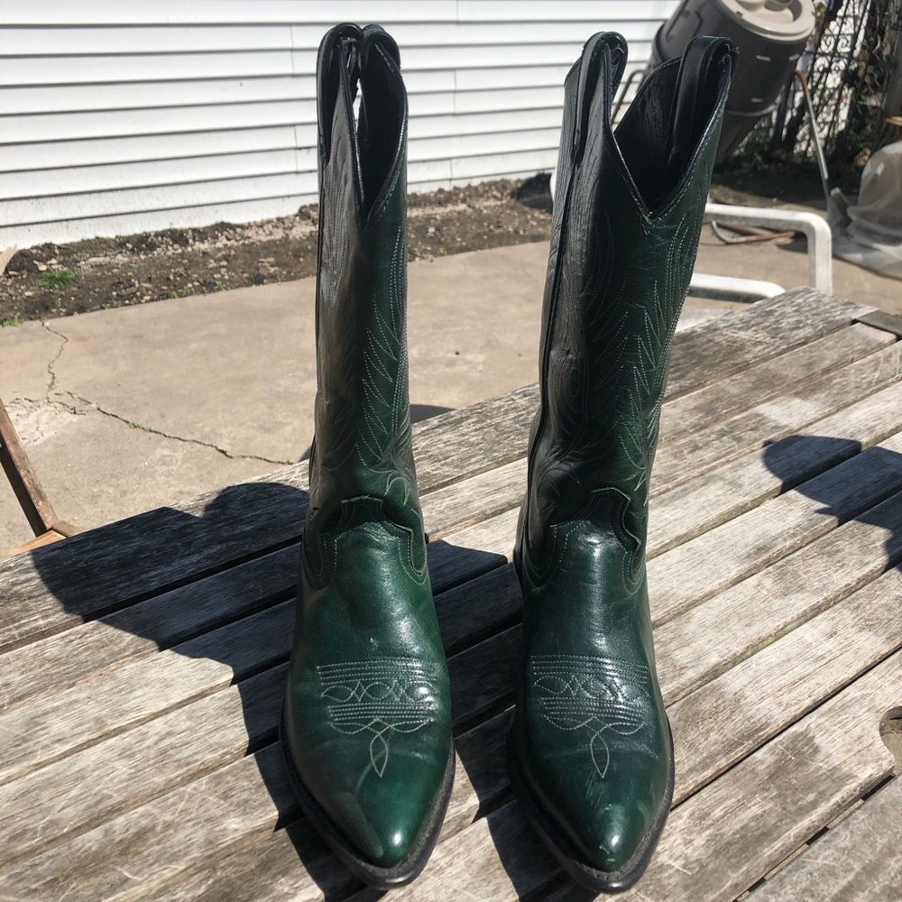 Vintage Cowgirl Boots Lightly Used